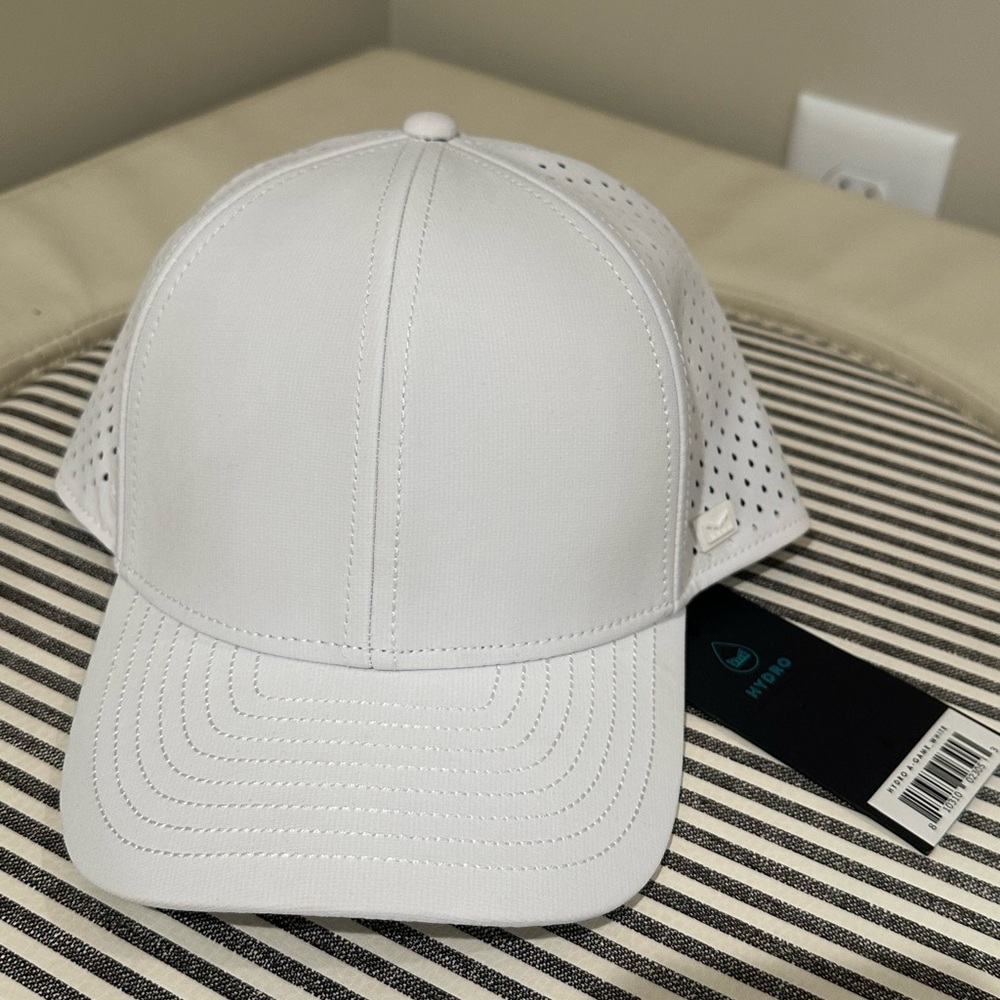 Men’s melin A Game Hydro Hat - white